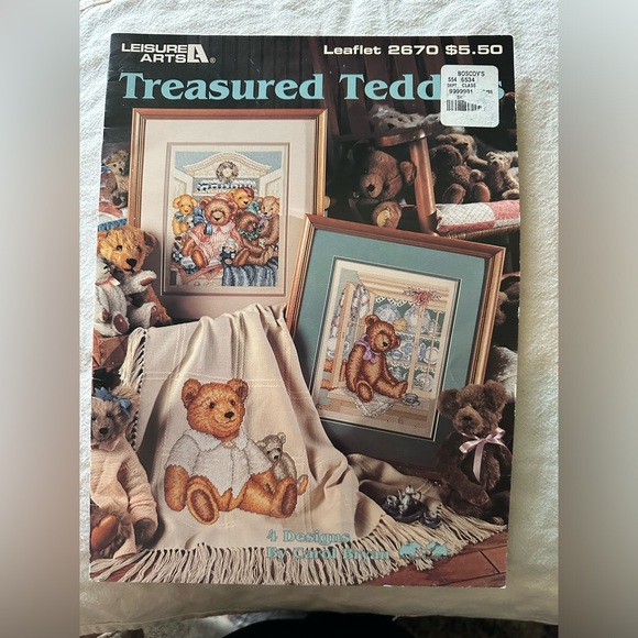 Treasured Teddies Cross Stitch Leaflet 1995 Bryan Leisure Arts 2670 Hatbox Chair - Picture 1 of 2